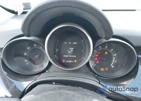 2018 Fiat 500X Pop Awd z USA, uszkodzony, nr VIN ZFBCFYAB0JP694310